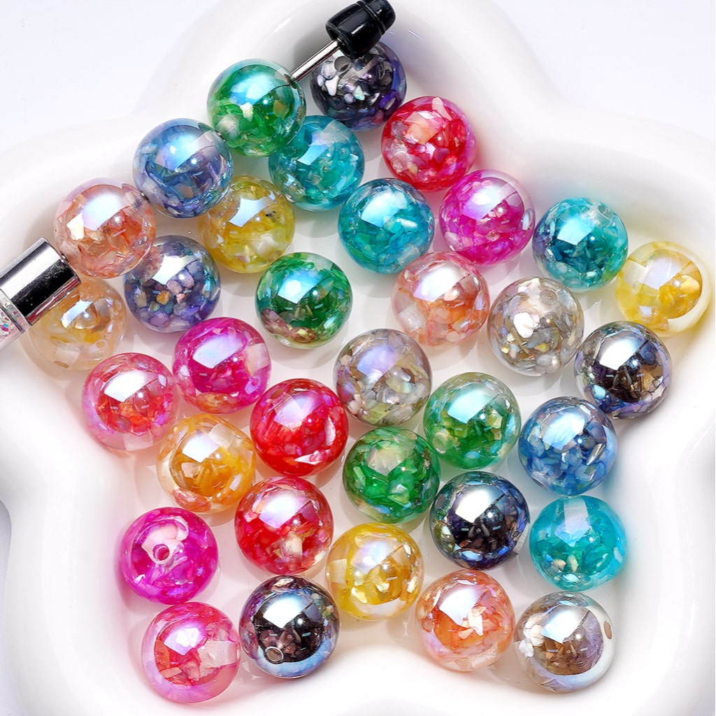 マルチカラーのミニかわいい樹脂シェルストーン入りラウンドアクリルビーズ、16mm、ランダムミックス