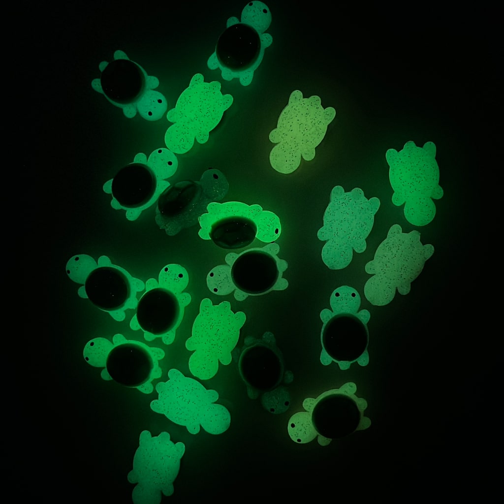 Turtle Beads, 3D Luminous Glittery Cute Turtles, Glow in the Dark Tortoise Silicone Focal Beads, Random Mix