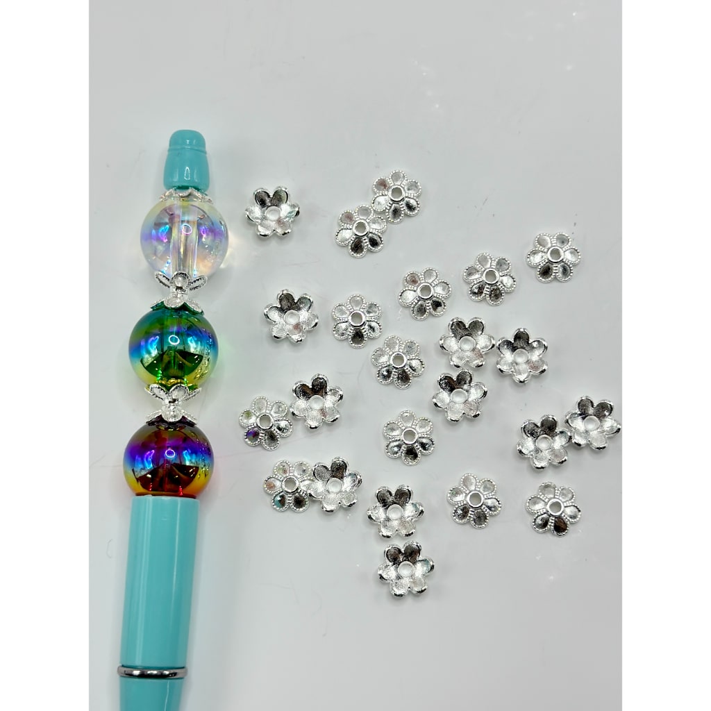 ミニかわいい6枚の花びらの花の形シルバーカラーメタルビーズケージビーズキャップ、3.5 * 9MM