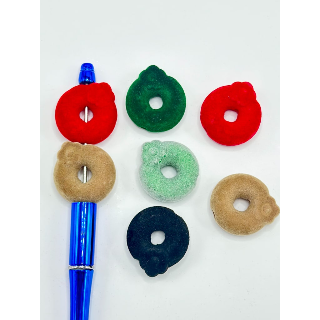 フラワーアクリルビーズ付きフロックリングループ、ランダムミックス、約29×32MM