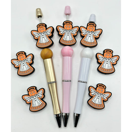 オレンジ色の光輪を持つ可愛い白い天使のシリコン製フォーカルビーズ