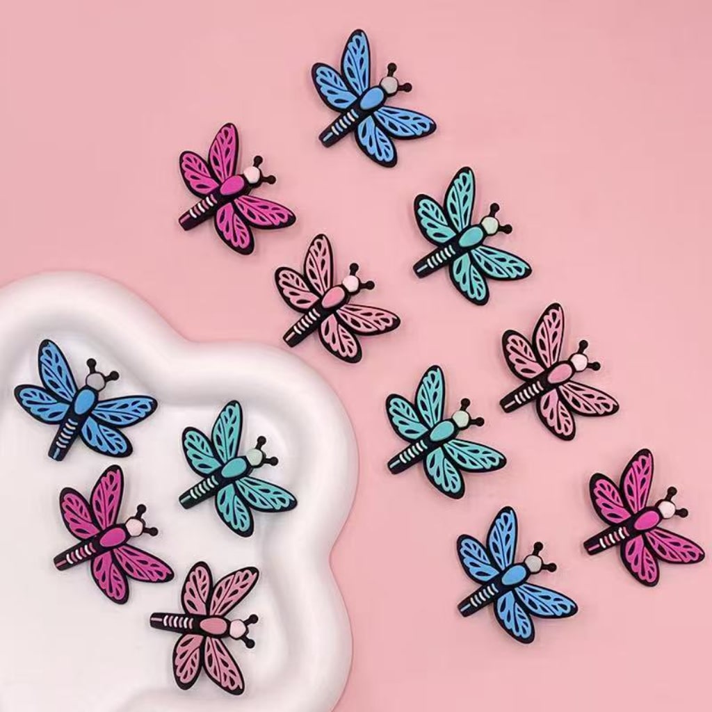 Multi-Color Cute Dragonflies Silicone Focal Beads