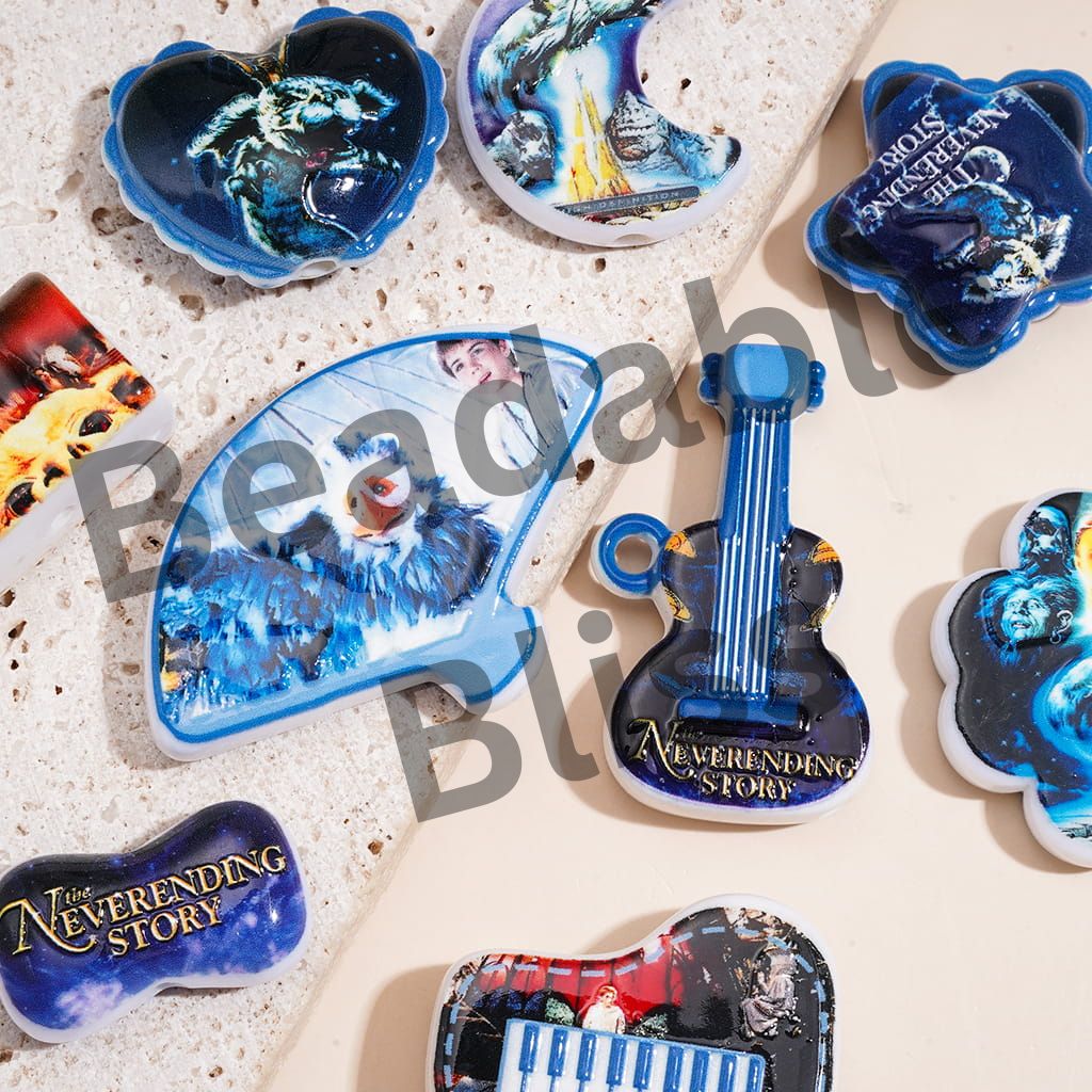 Acrylic Beads Pendant with Fantasy Movie Series Adventure Character Print, Random Mix