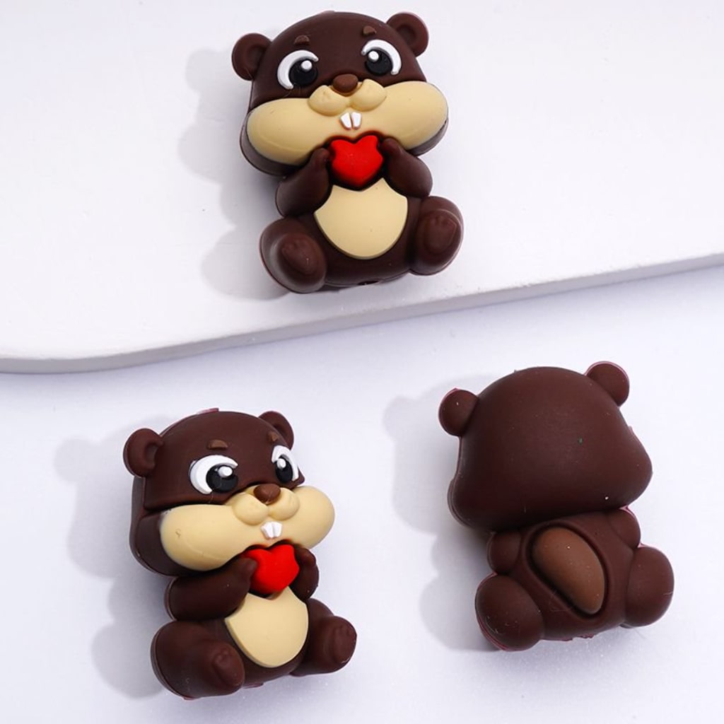 3D Cute Hamsters Hold Red Hearts Silicone Focal Beads