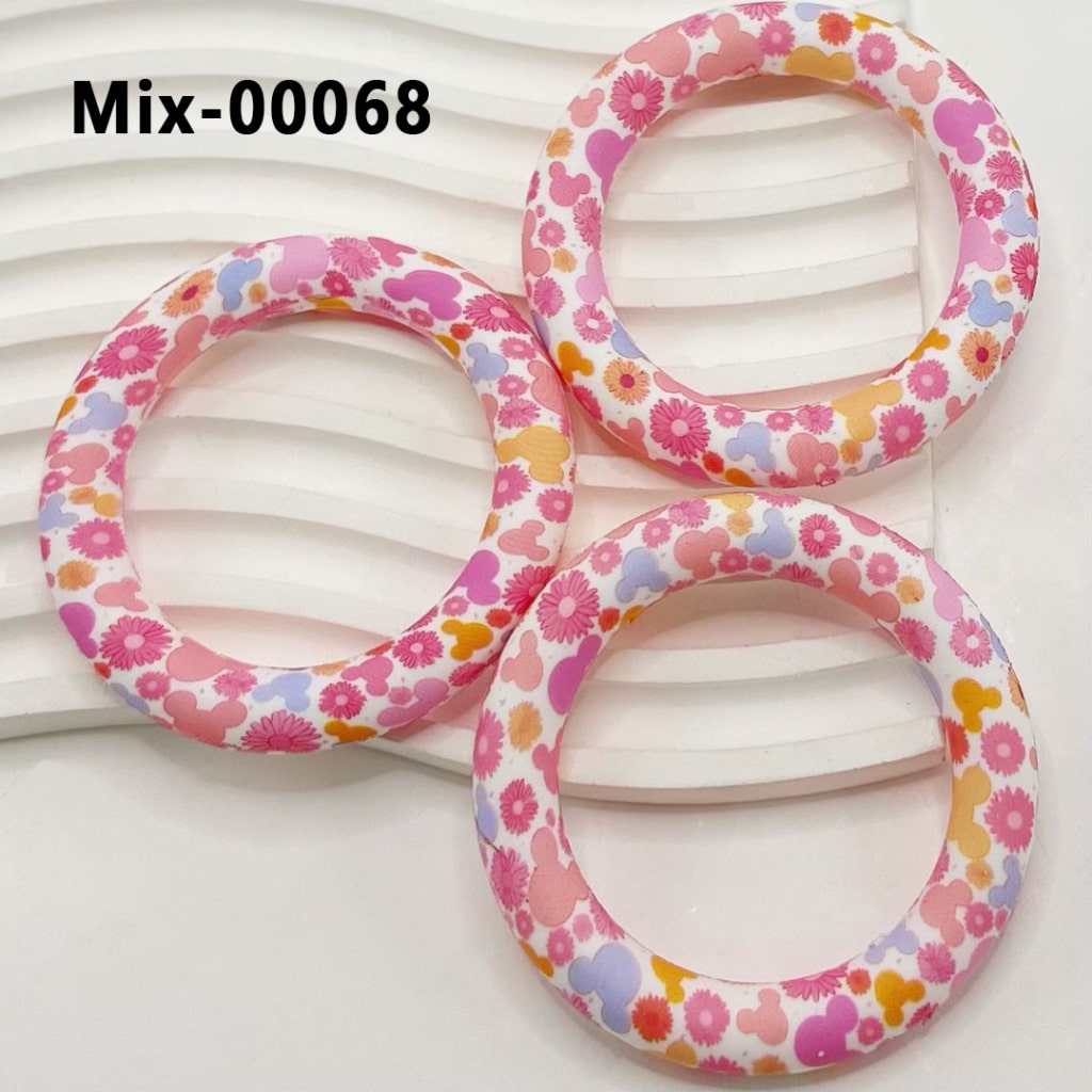 Colorful Micki Mouse Head Bellis Perennis Flower White Silicone Ring Frame Bead Circle Round Soft Car Hanger Charm Loop 65mm
