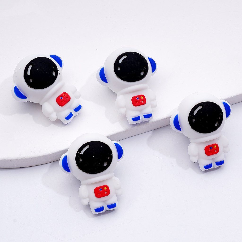 3D Cute Vivid Astronaut Silicone Focal Beads