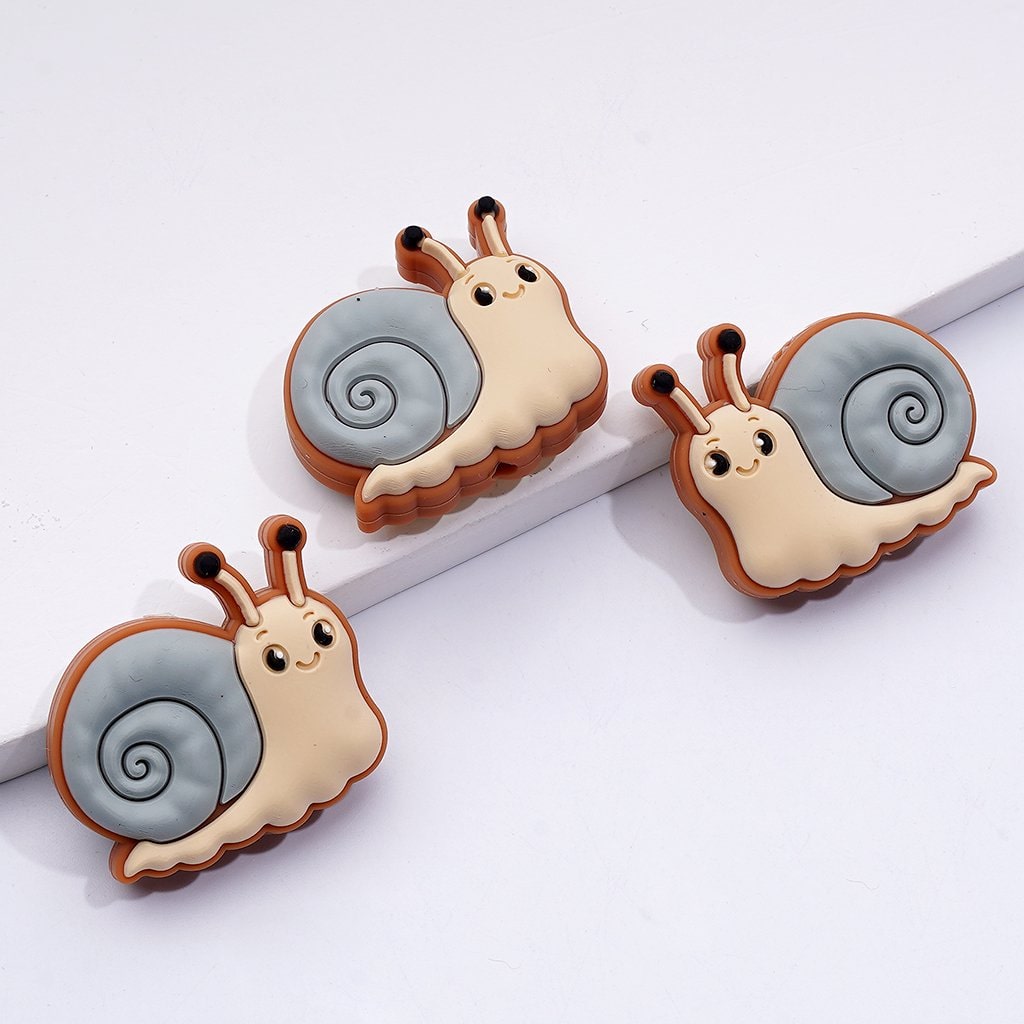 Little Cute Snail Silicone Focal Beads