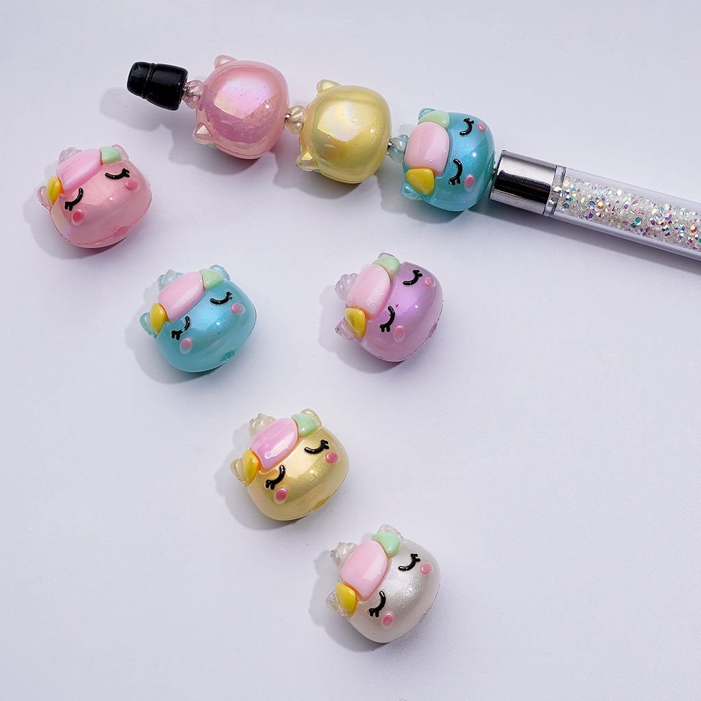 UV Coating Cute Unicorn PVC Soft Rubber Beads, Around 19*20MM, Random Mix