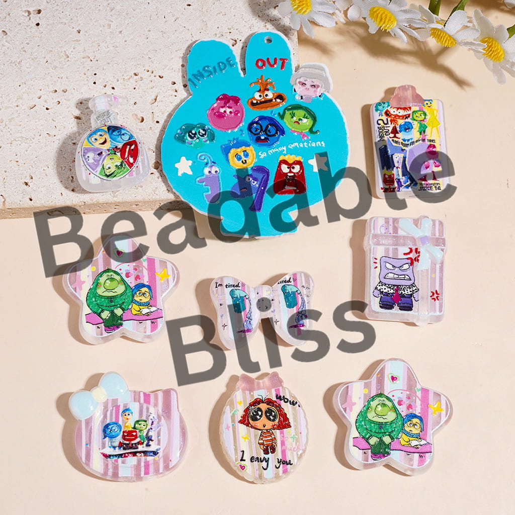 Acrylic Beads Pendant w Classic Animation Five Emotion Character Series, Various Shapes Random Mix