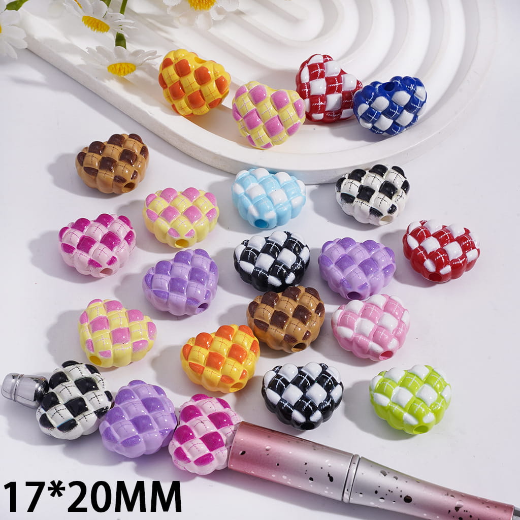 Acrylic Beads Heart with Waffle Pattern in Various Colors, 17*20MM, Random Mix