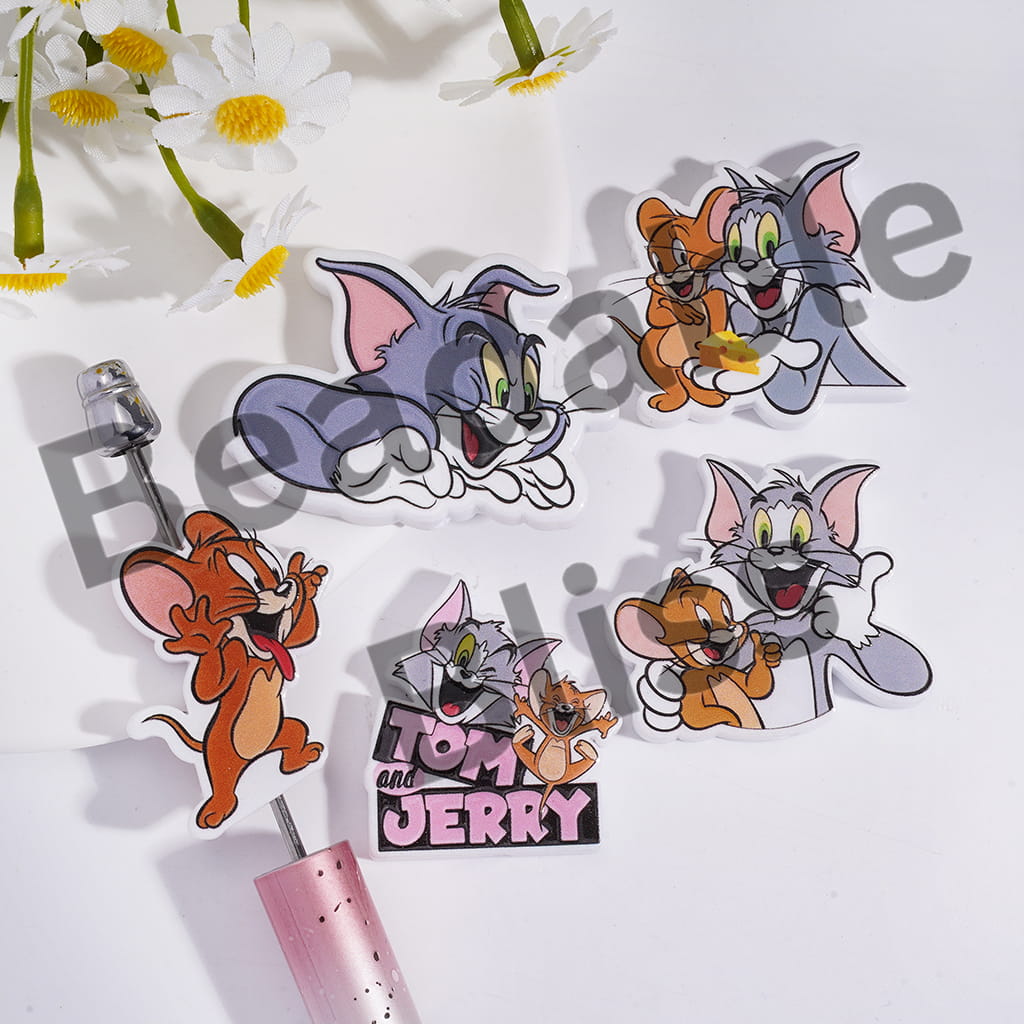 Acrylic Beads Classic Animation Cat and Mouse Character Theme, Random Mix