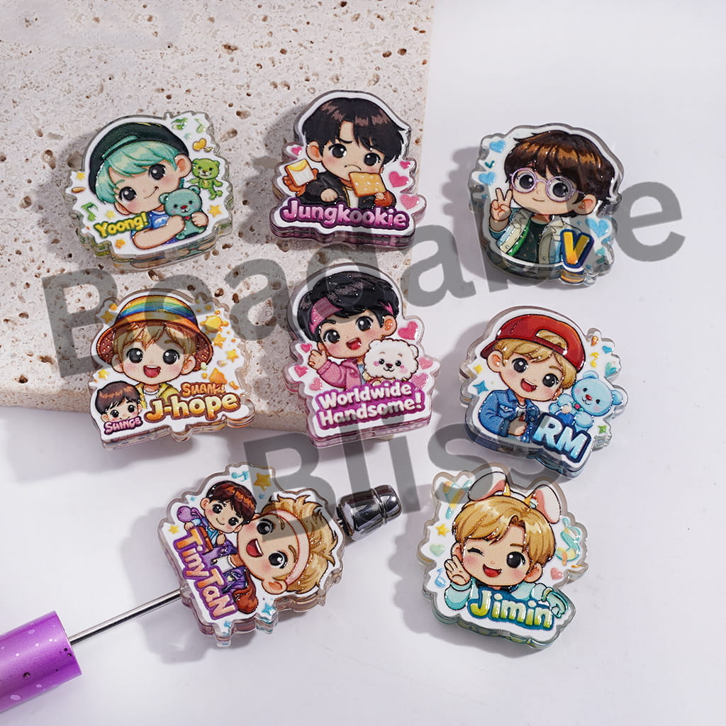Acrylic Beads Cute Korea Boy Group Image Theme, Translucent, Random Mix