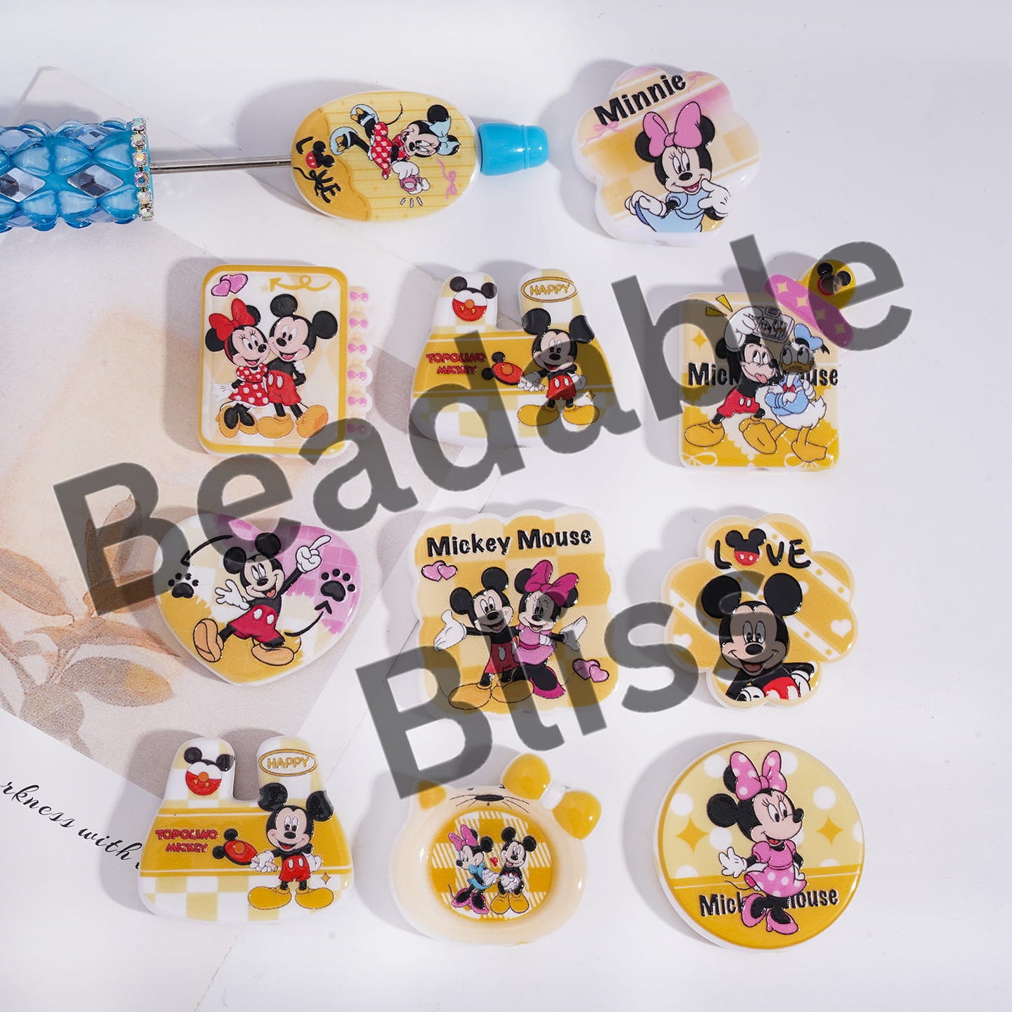 Acrylic Beads Pendant with Classic Animation Boy and Girl Mouse Duck Prints, Yellow Series, Random Mix