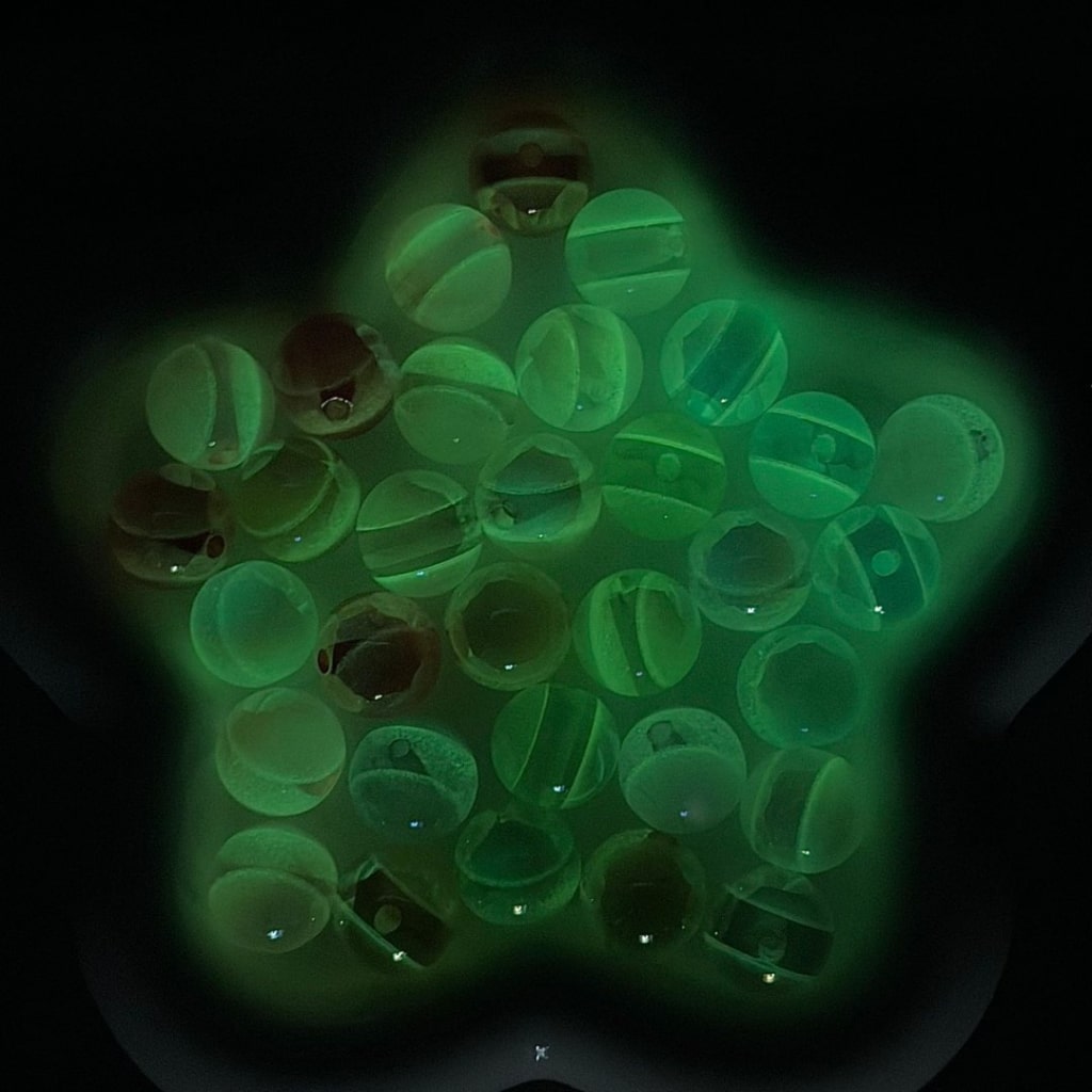 Luminous Optical Coating Glossy Cat Eye Acrylic Beads, Random Mix, 16MM (Better than UV Coating), Please Read the Description