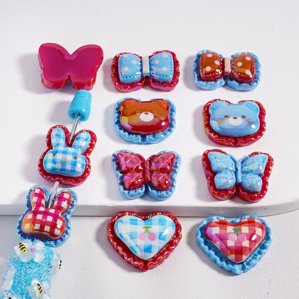 Acrylic Beads UV Coating Cute Wavy-Side Bear Head Butterfly Bowknot, Blue & Red, Random Mix