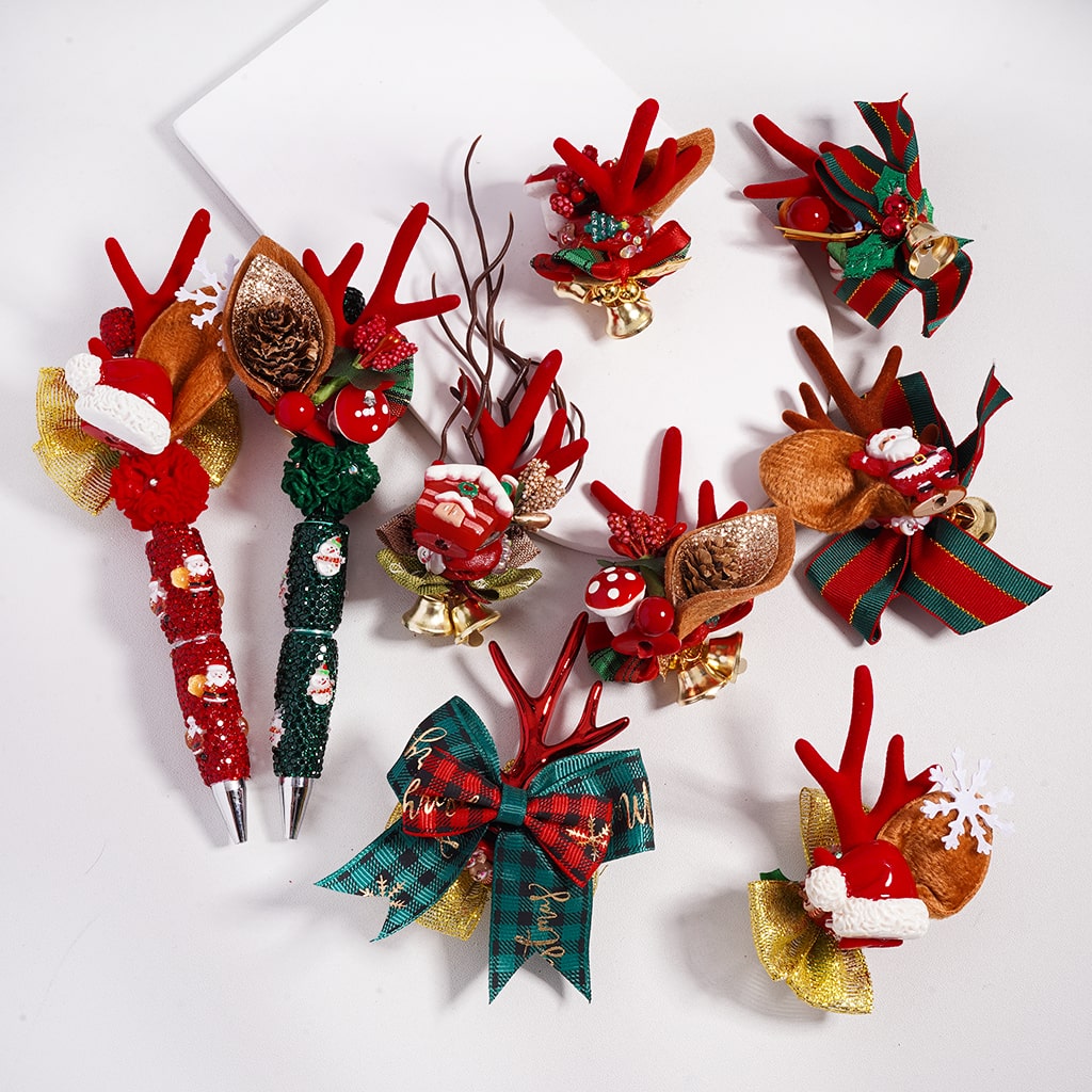 Christmas Series Jewelry Accessories Cute Deer Horn Bowknot Bells Father Christmas House Elk Tree Snowman Gloves Mushroom Pine Corn Snowflakes Shiny Rhinestones Clay Beads