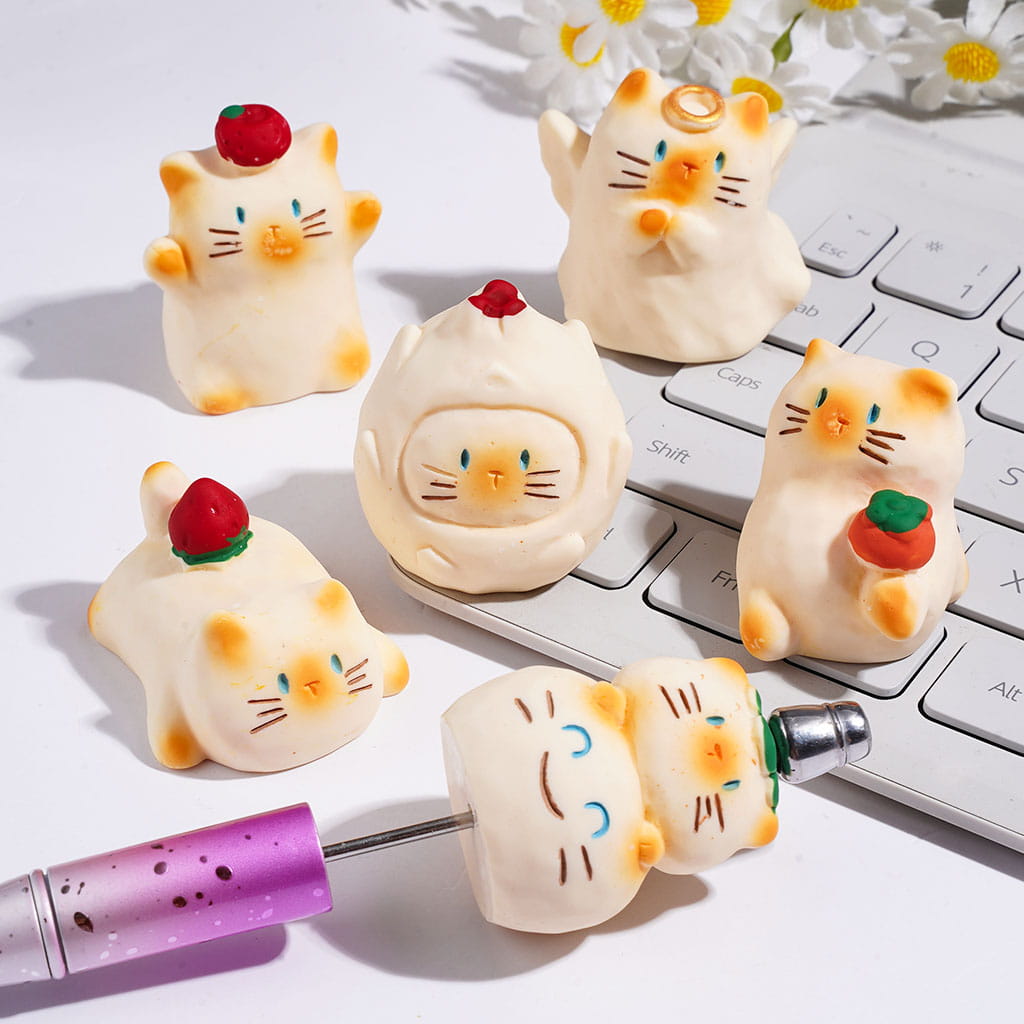 Acrylic Beads for Pen Toppers and Figurine, Cute Cat with Strawberry Persimmons, Jewelry Accessories Random Mix