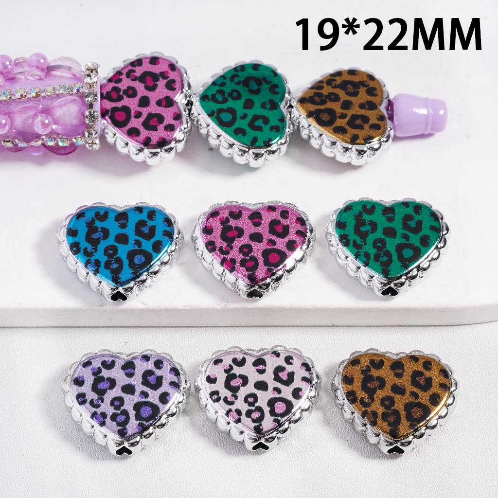 Acrylic Beads Leopard Print on Flat Heart Shape, 19*22MM, Multi-Color, Random Mix