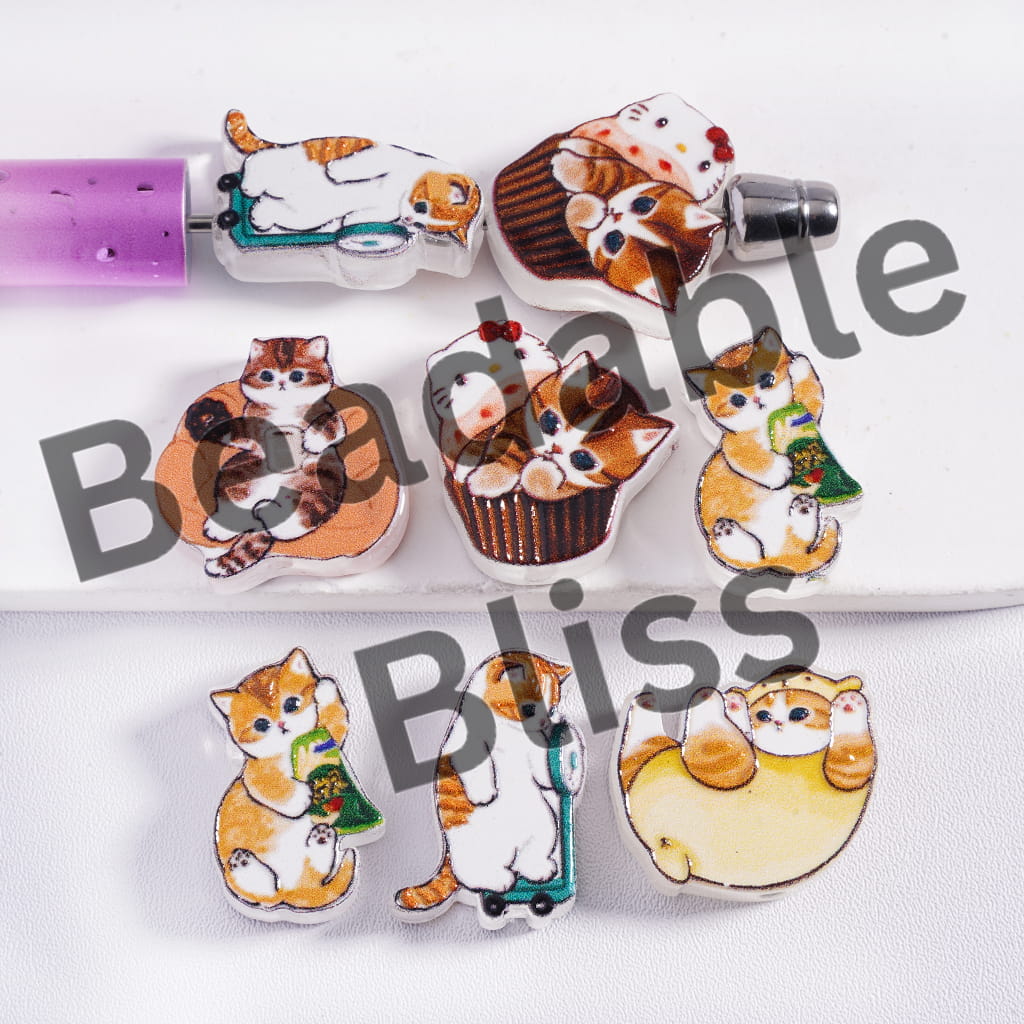 Set of cat-themed bottle caps on a white background with 'hats Gosu' branding.