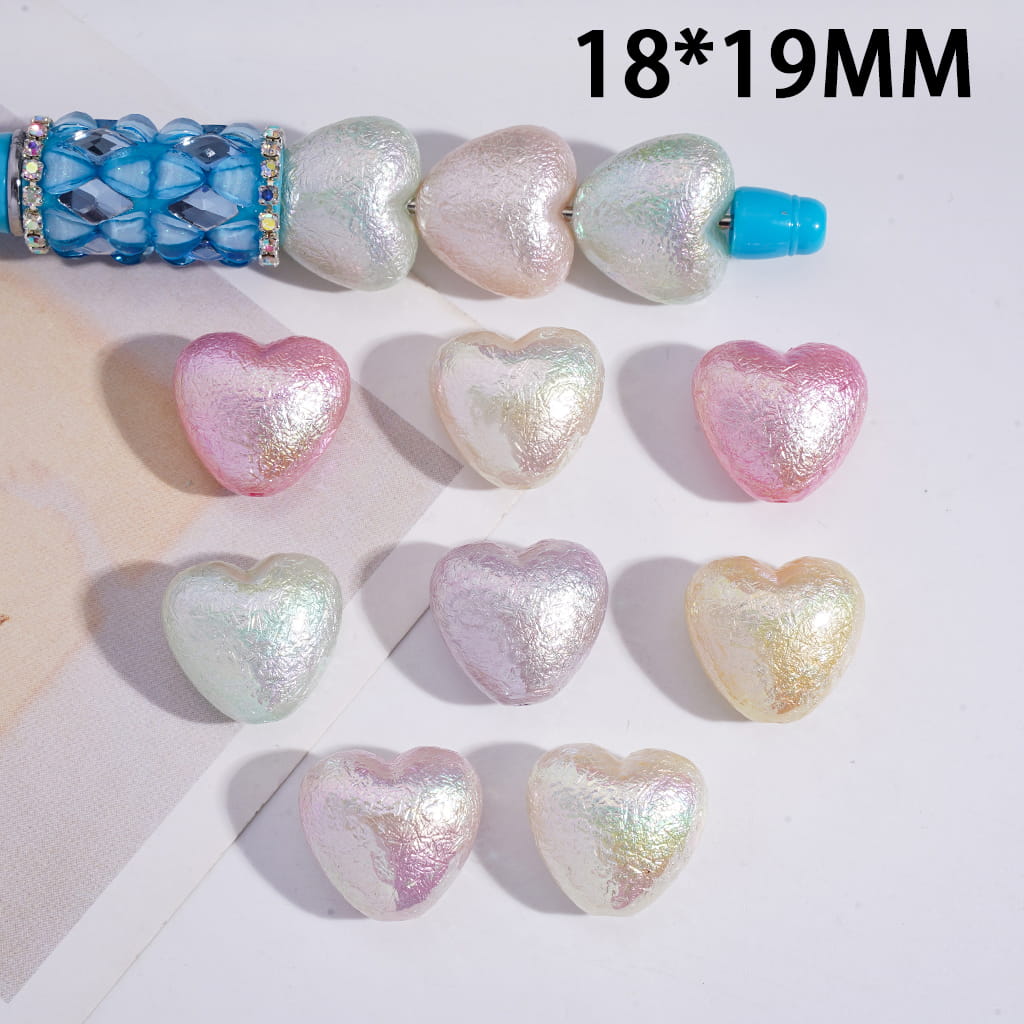 Heart-shaped beads with a blue and silver bead on a white background, labeled 18*19MM.
