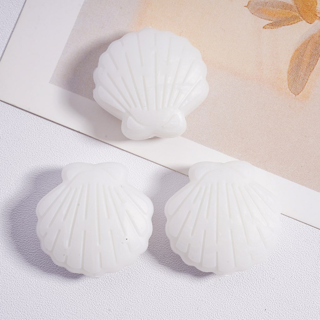 Silicone Focal Beads Cute Shells in Solid Color