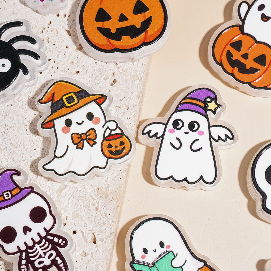 Halloween Series Pumpkin Skull Ghost Cat Spider Web Witch Hat Acrylic Beads, Semi-Clear, Random Mix
