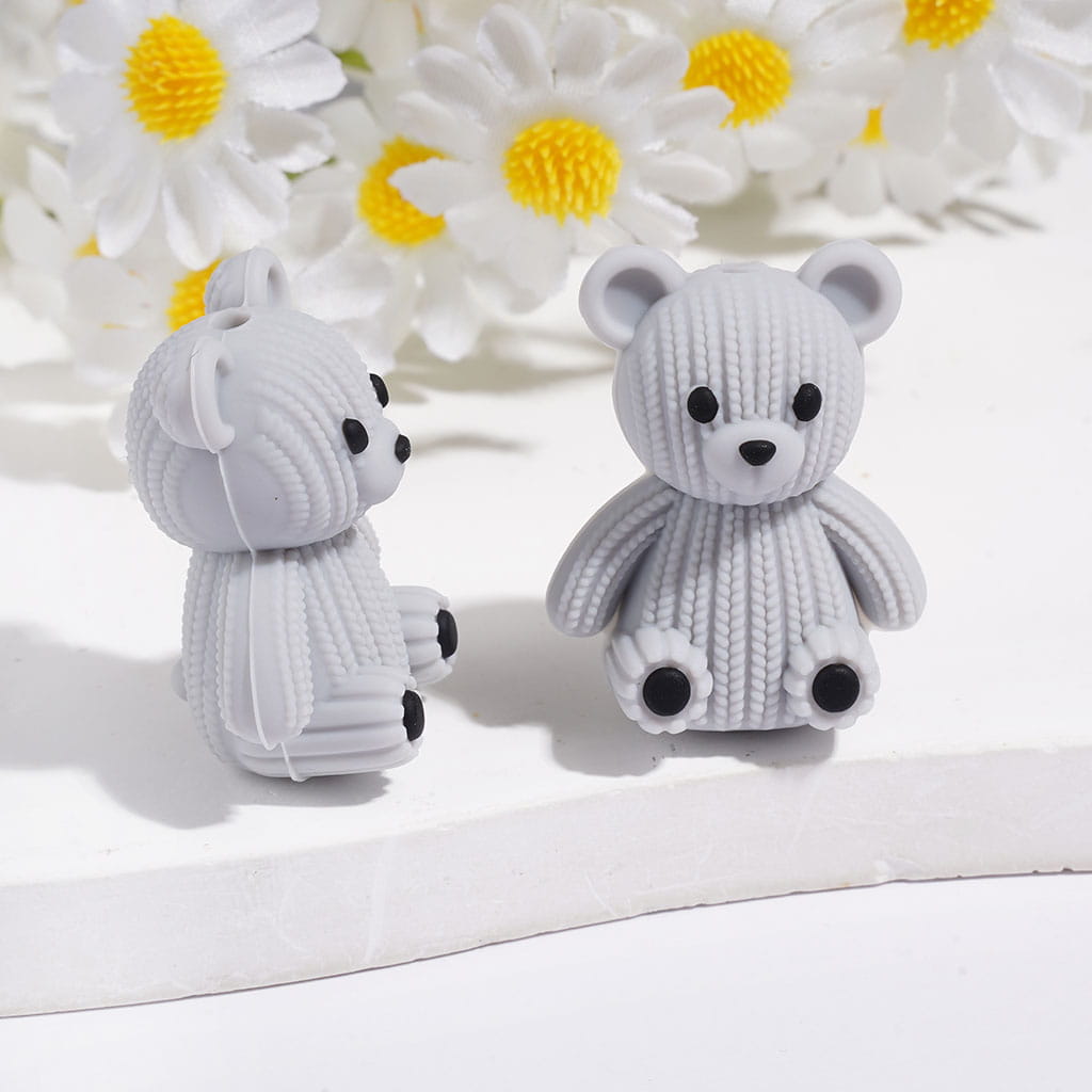 3D Cute Bear with Knitted Woolen Yarn Pattern Silicone Focal Beads, Various Colors