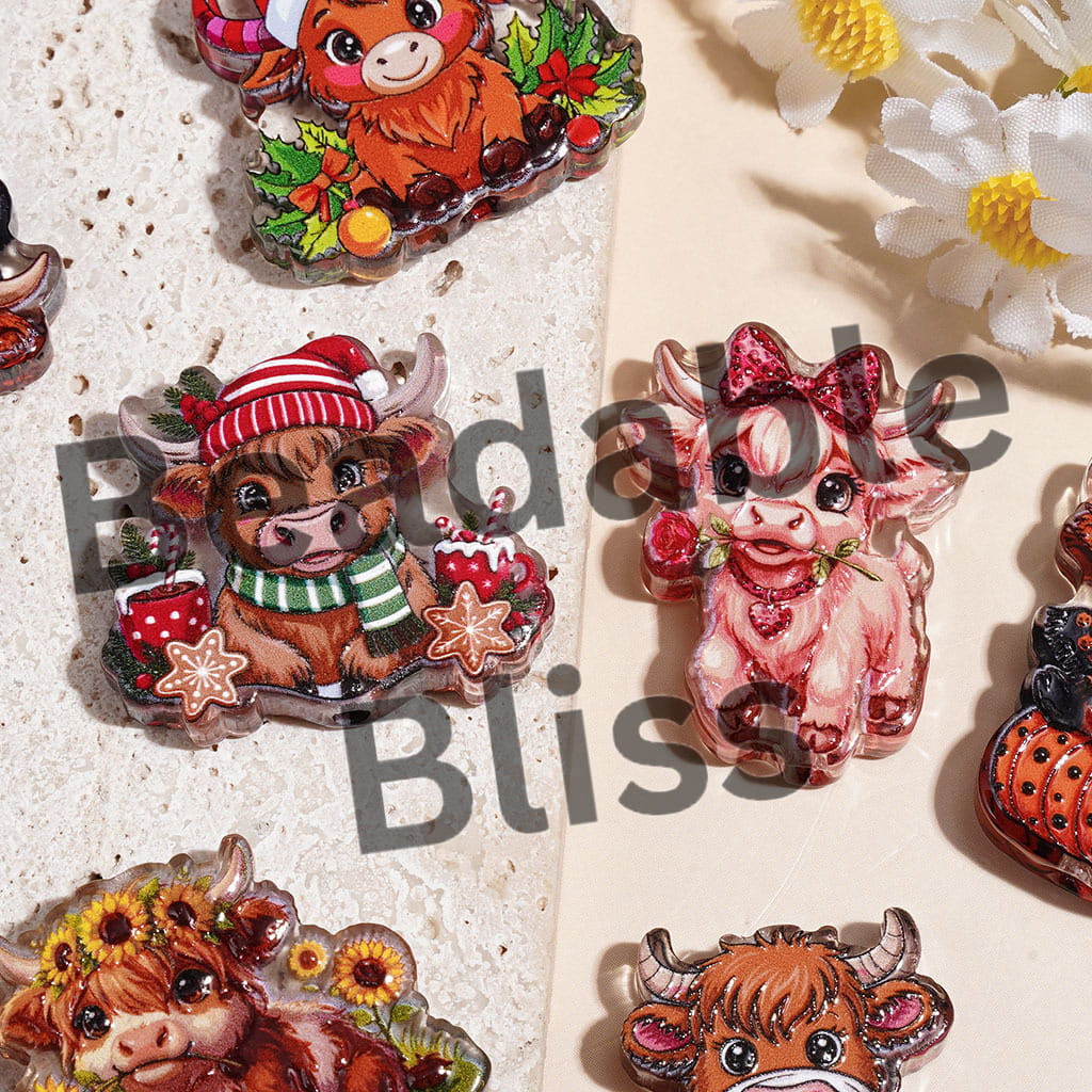 Christmas & Halloween Theme Highland Cow Series Acrylic Beads, Random Mix