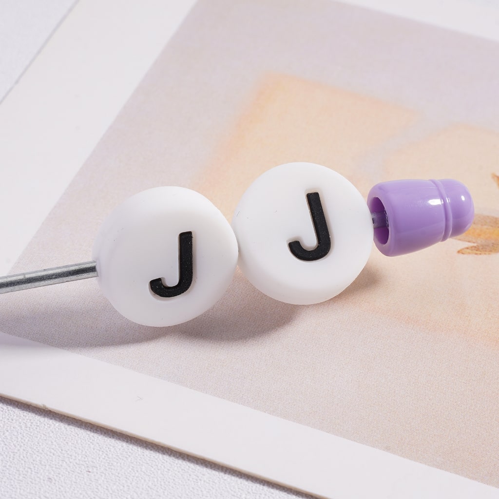 Silicone Beads Round Flat English Letters Prints 15MM (The Hole is Horizontal, not Vertical)