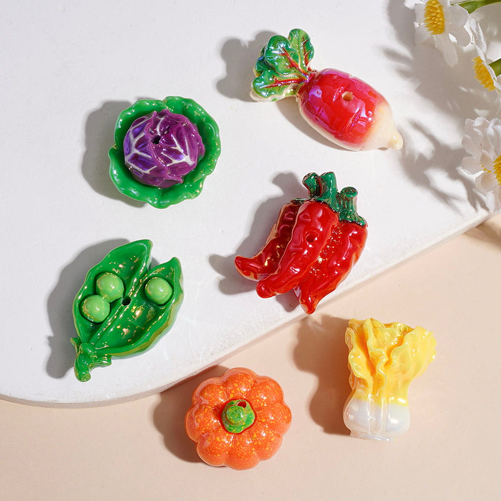 UV-Coated Acrylic Beads Vegetables Series, Random Mix