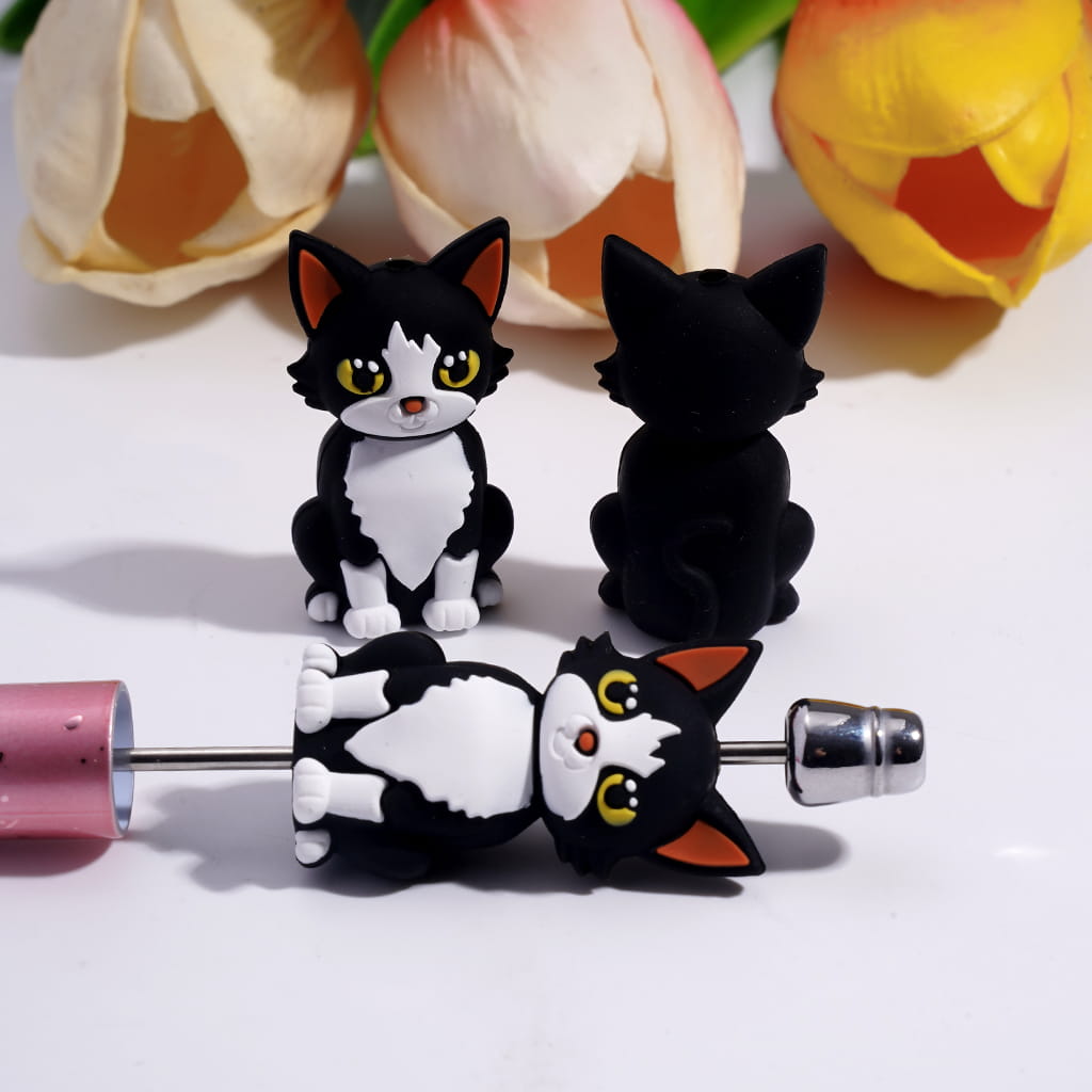 Silicone Focal Beads 3D Black White Cat in Sitting Position
