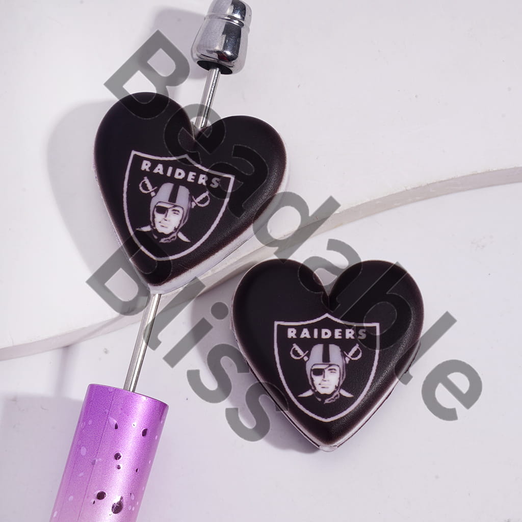 Silicone Focal Beads with American Football Las Vegas Pattern, Flat Heart Shape