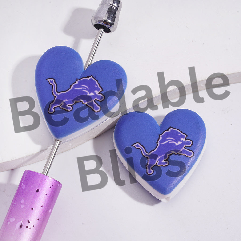 Silicone Focal Beads with American Football Detroit Pattern, Flat Heart Shape