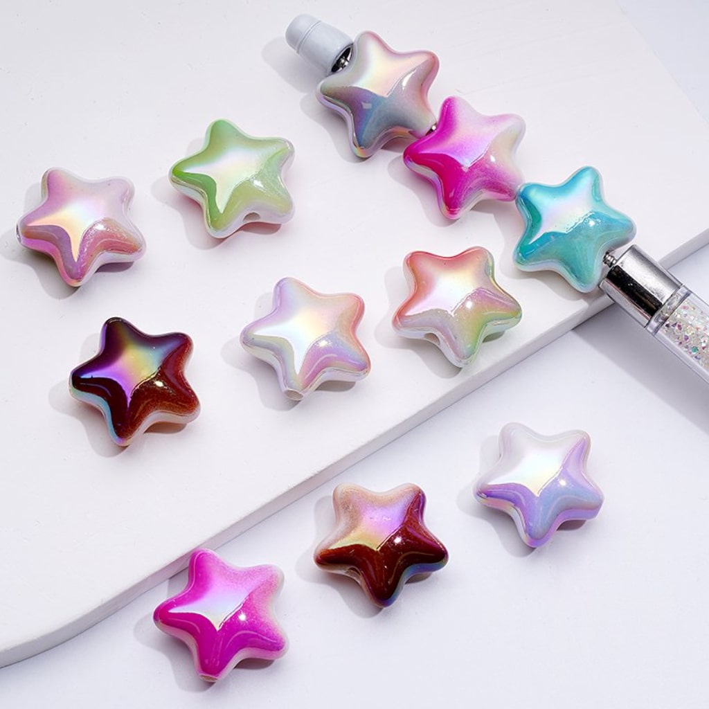 UVコーティング光沢ダブルカラー五芒星アクリルビーズ、約20mm、ランダムミックス