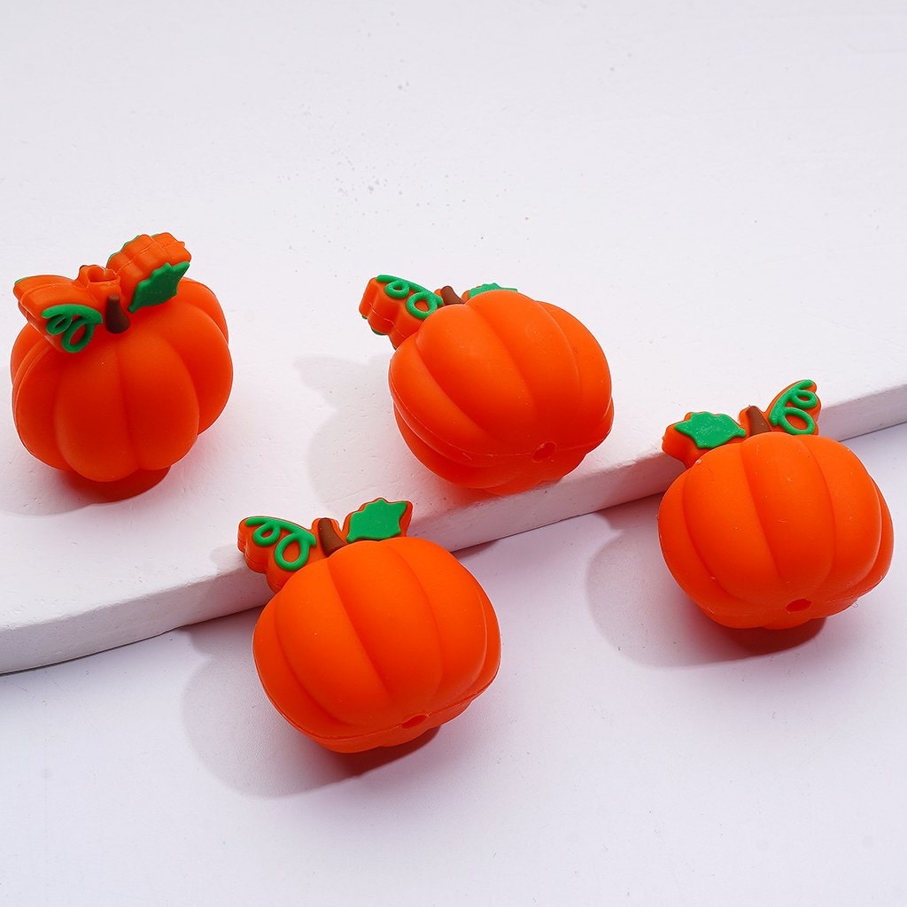 3D Thanksgiving Series Turkey Gnome Hat Pumpkin Silicone Focal Beads, Random Mix