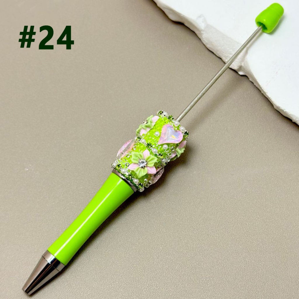 ホワイトパールとラインストーンチェーン付きビーズペン、カラフルなミニフラワーハートラインストーン(単色)