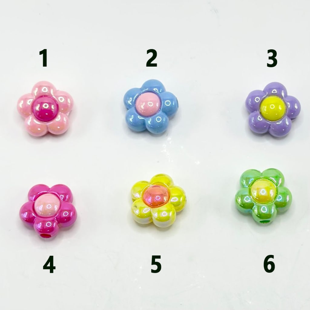 キラキラ輝くカラフルなミニかわいい花のアクリルビーズ、16MM、説明をお読みください