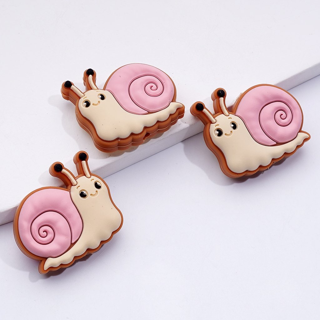 Little Cute Snail Silicone Focal Beads