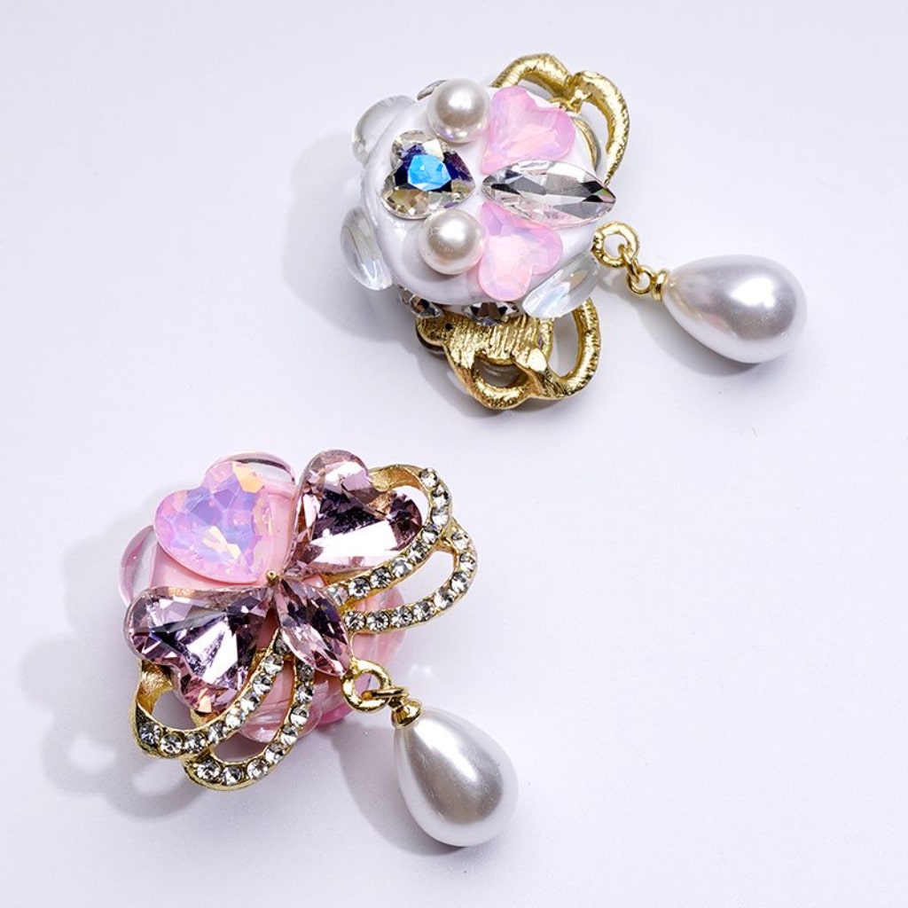 Bling Bling Fancy Gold Alloy Bows with Shiny Rhinestones Large White Pearls Pendants Shiny Hearts Clay Beads, Around 35*47MM