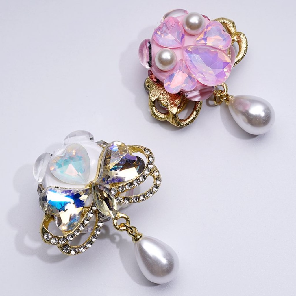 Bling Bling Fancy Gold Alloy Bows with Shiny Rhinestones Large White Pearls Pendants Shiny Hearts Clay Beads, Around 35*47MM