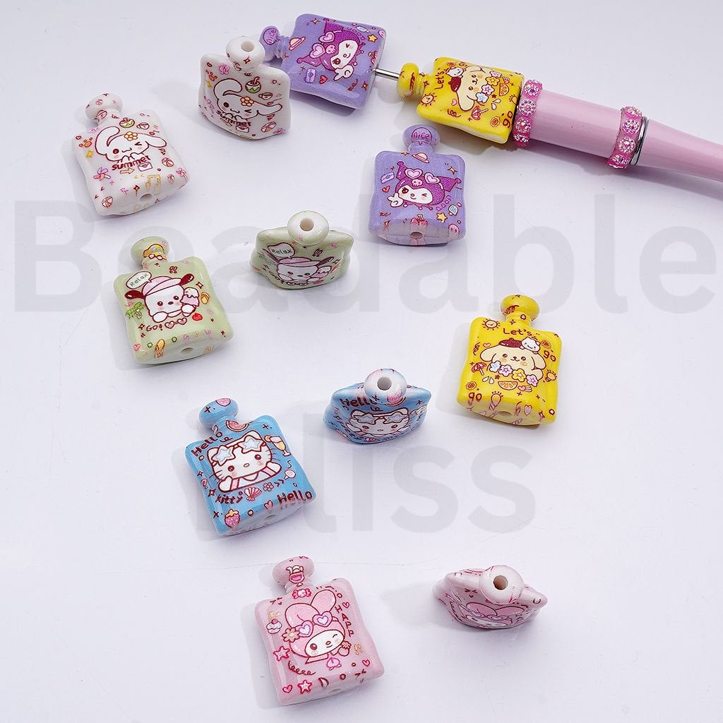 Sanri Series Kurom Hell Kitt My Melod Pochacc Po Po Puri Cinnamonrol Bag Acrylic Beads, 29*23MM, Random Mix