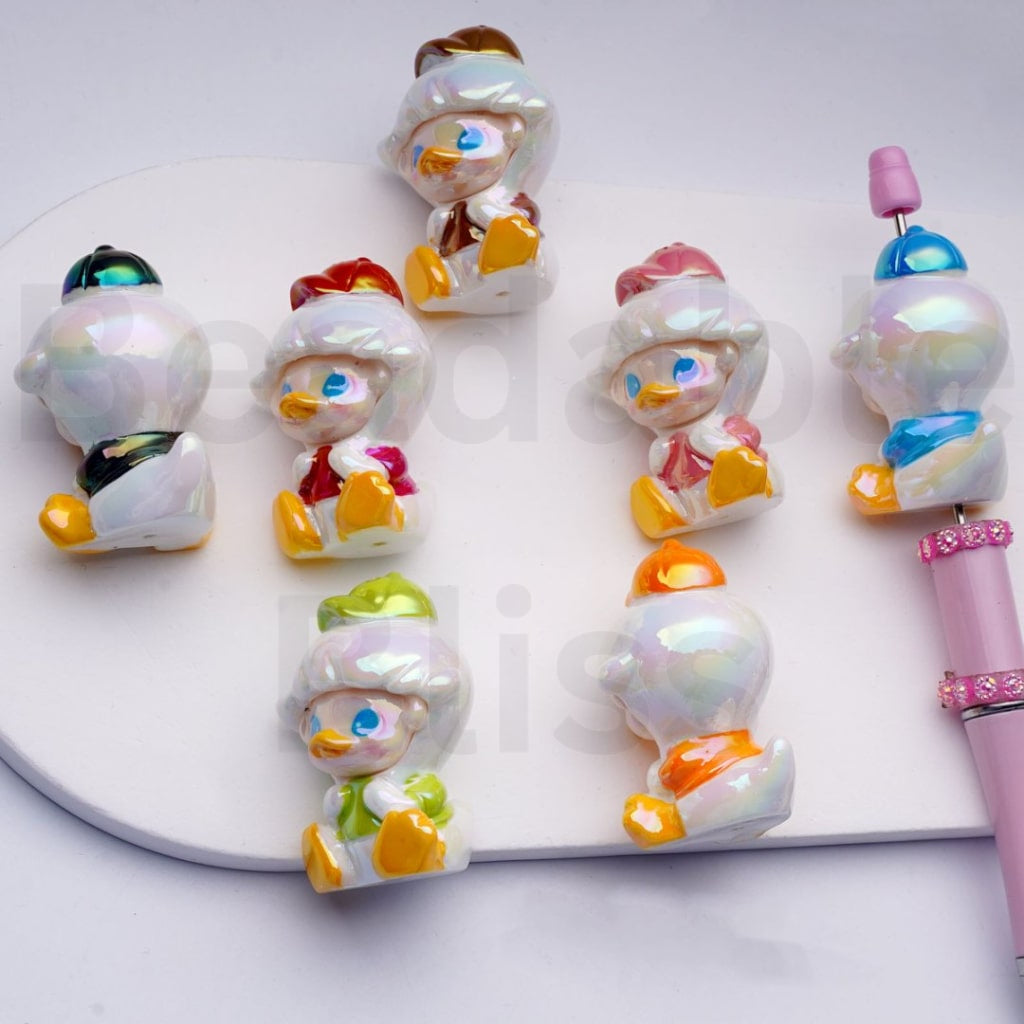 UV Coating Cute Moll Face Duck Pop Mar Acrylic Beads, 32*32*46MM, Random Mix