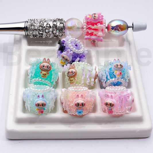 Cute Mini Cute Creature Monster Doll Tiny Wonders Glitter Bowknots White Pearls Ring Sugar Acrylic Beads, Around 18*22MM, Random Mix