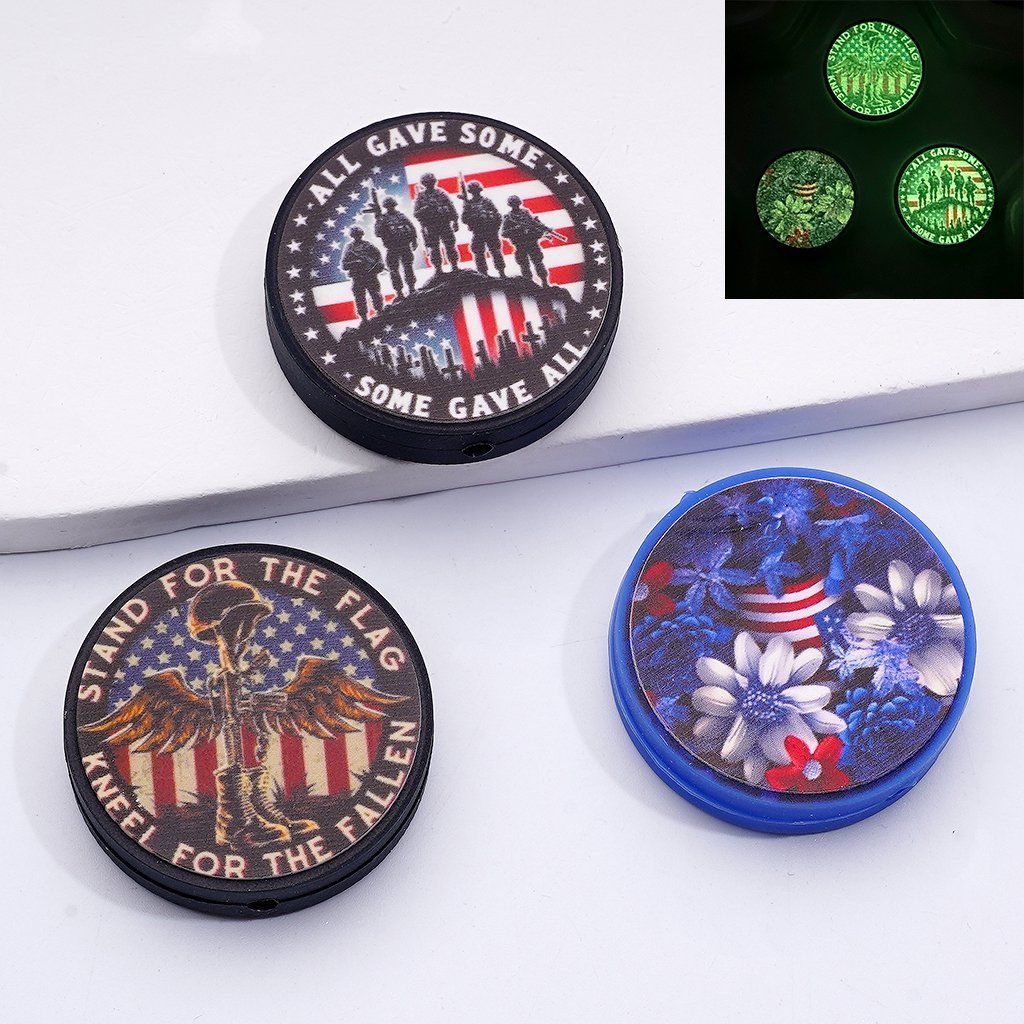 Luminous USA American Soldiers Patriotism Silicone Focal Beads, Random Mix