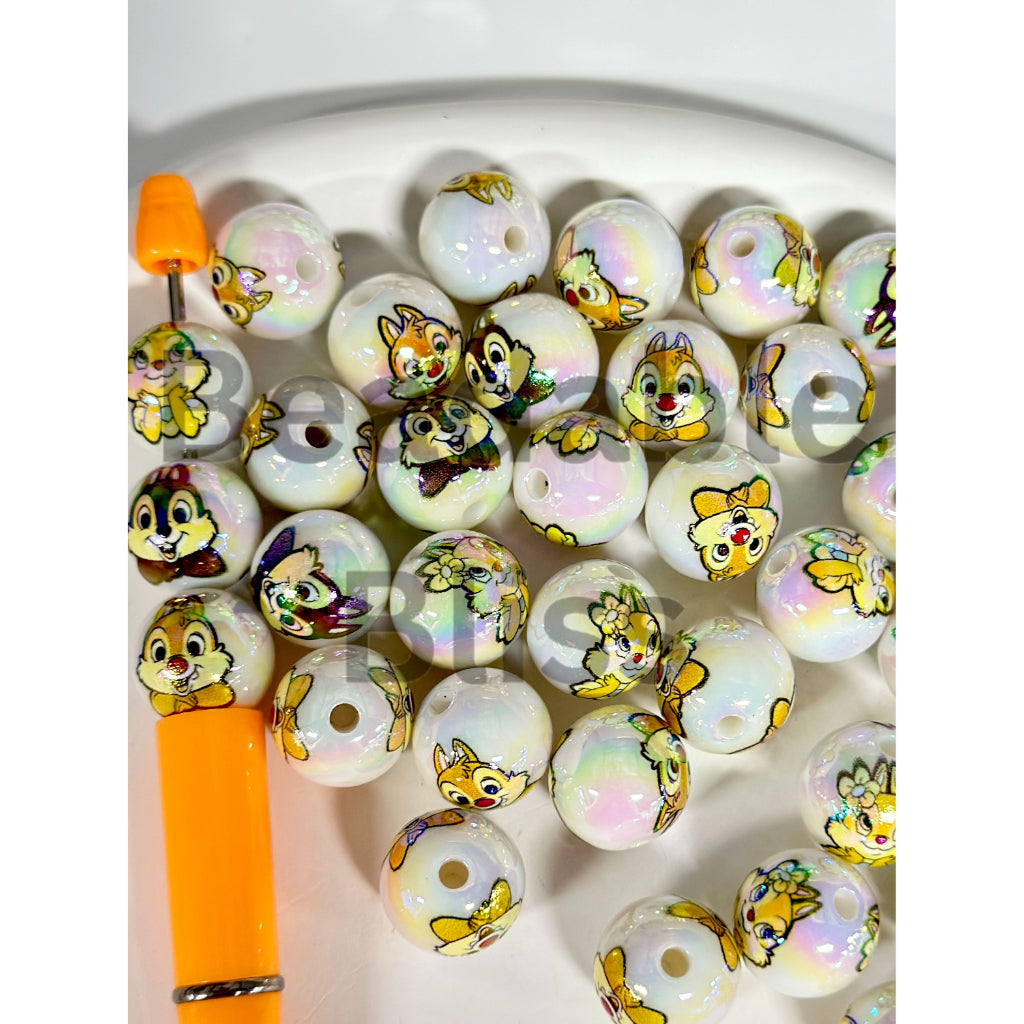 小さな漫画のかわいいリスの白いUVコーティングアクリルビーズ、ランダムミックス、16MM