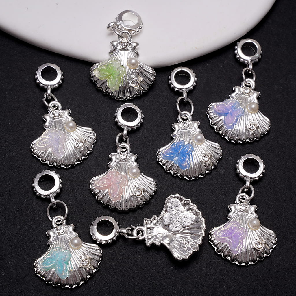 Alloy Bail Loop Beads, Charm Pendants Seashell with Butterfly and White Pearl, Assorted Colors, Random Mix