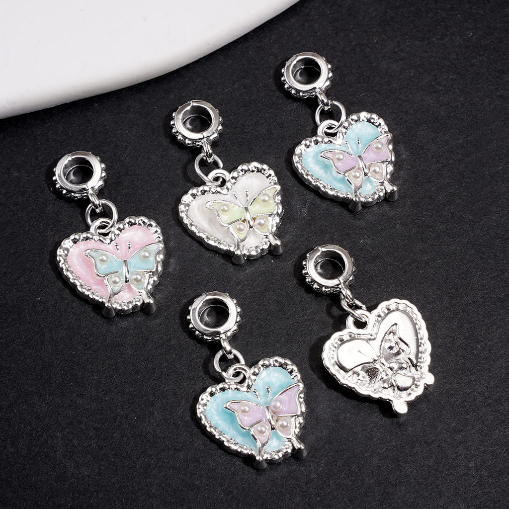 Alloy Charms Pendants Heart with Butterfly and White Pearls, Jewelry Accessories, Random Mix