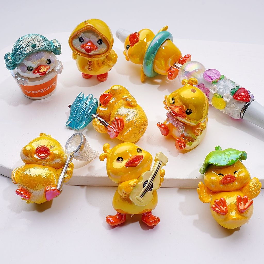 UV Coating Cute Vivid Little Duckling Acrylic Beads, Around 35*28MM, Random Mix