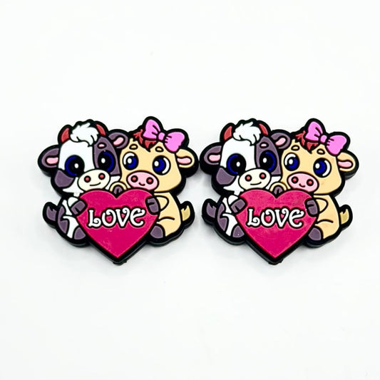 Two Little Cute Cows Hold a Red Heart Love Valentines Silicone Focal Beads (Ship out in Around 4-6 Days after Ordering)