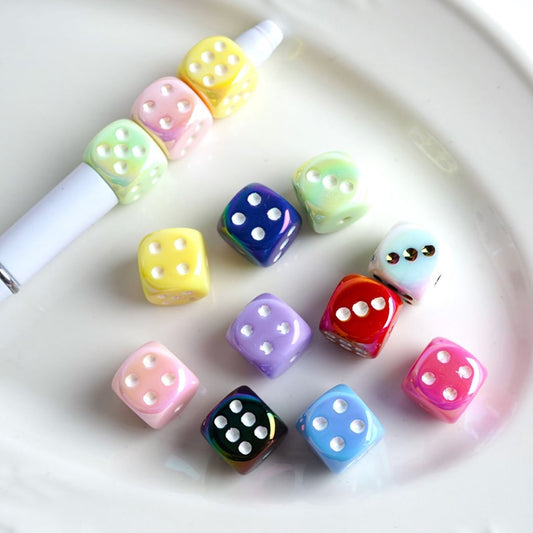 UV Coating Acrylic Beads in Dice Shape and Print, Random Mix, 14MM